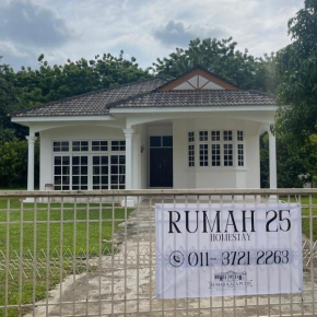 Homestay Rumah 25